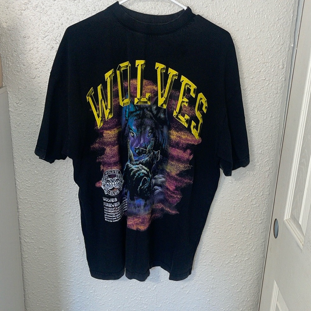 Unisex Darc Sport shirt in size L